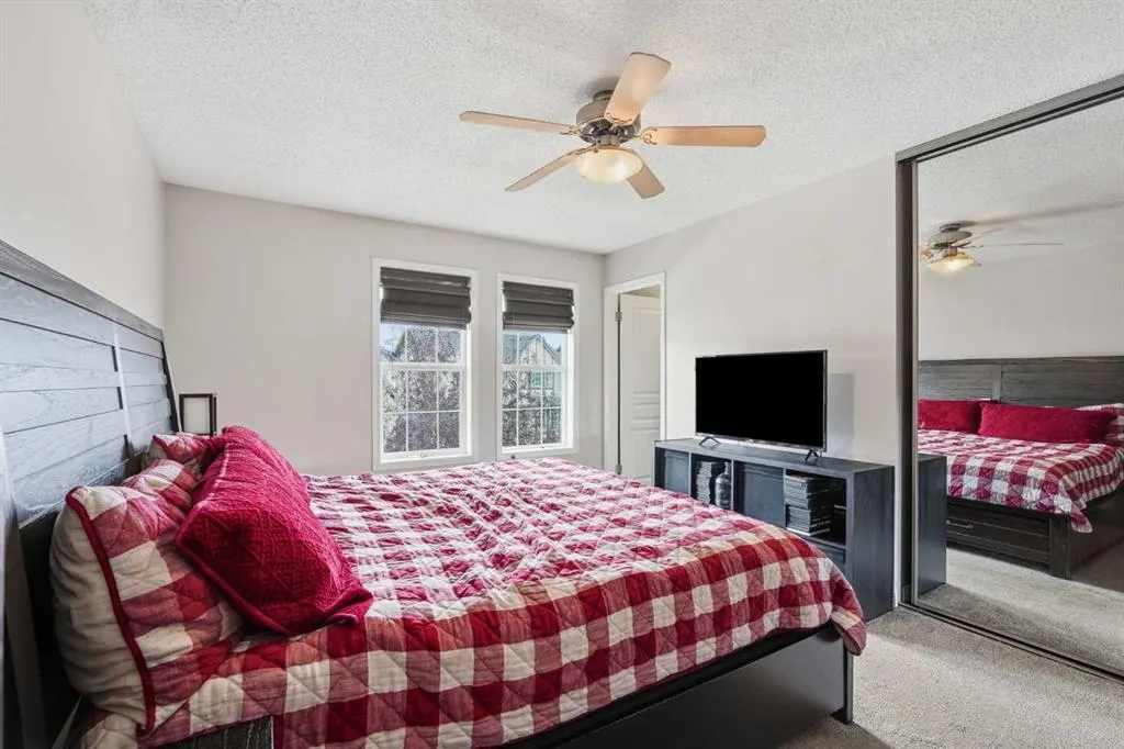 71 Elgin Meadows Garden SE