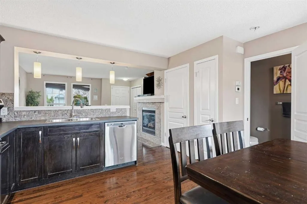71 Elgin Meadows Garden SE