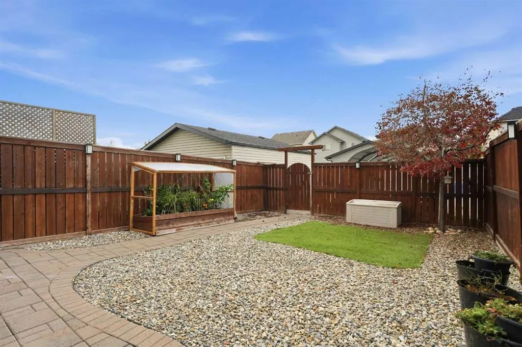 71 Elgin Meadows Garden SE
