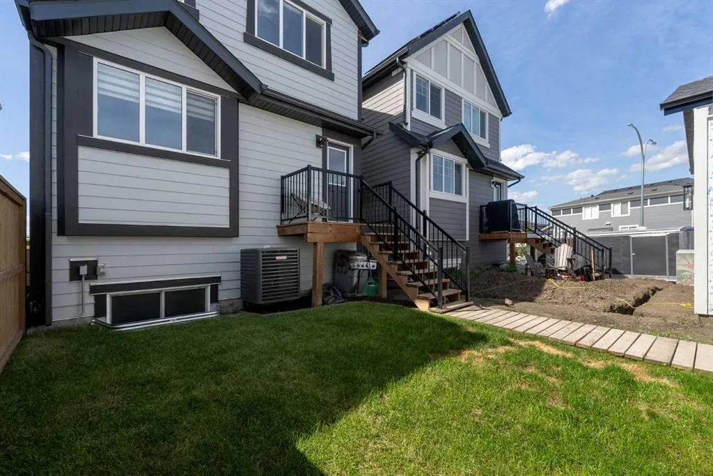 31 Magnolia Grove SE