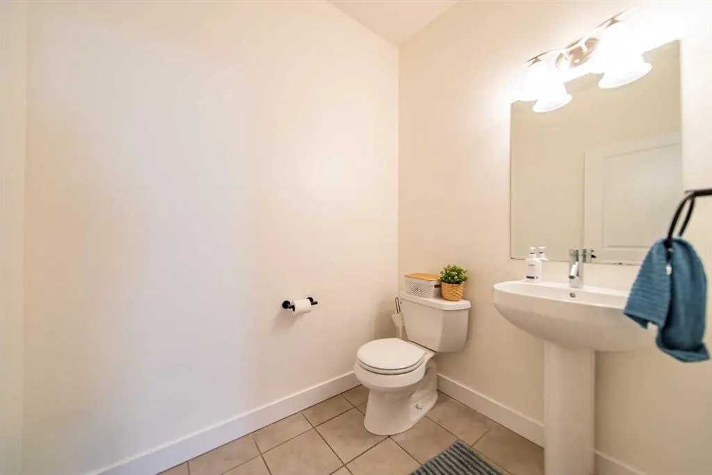 83 Auburn Glen Lane SE