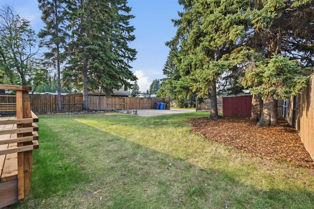 77 Selkirk Boulevard