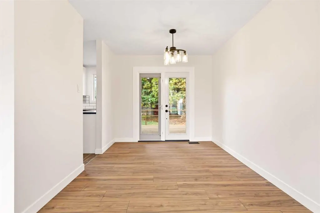 77 Selkirk Boulevard