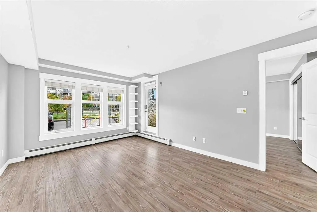 11 Mahogany Row SE #1115