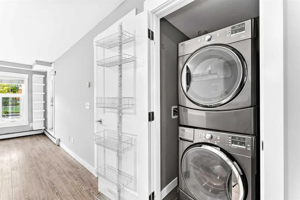 11 Mahogany Row SE #1115