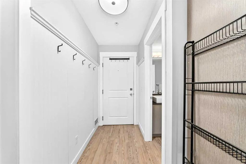 11 Mahogany Row SE #1115