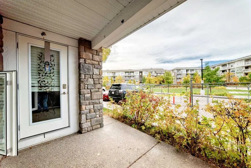 11 Mahogany Row SE #1115