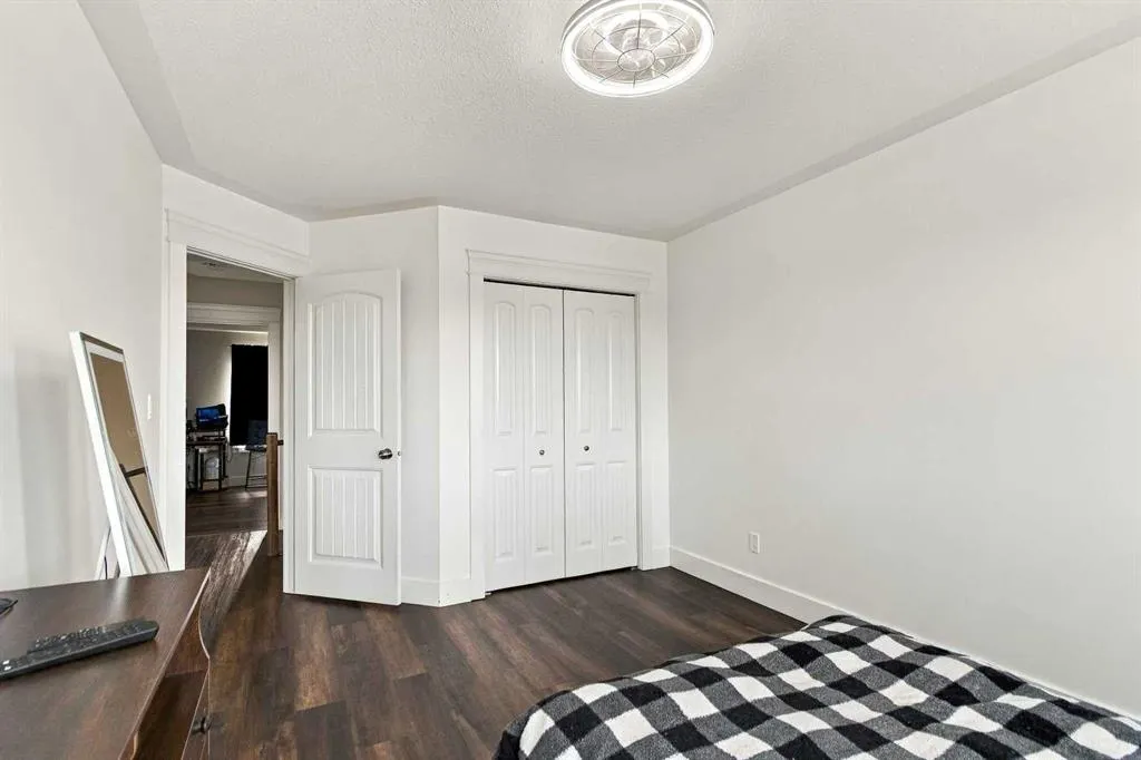 152 Chestnut Way