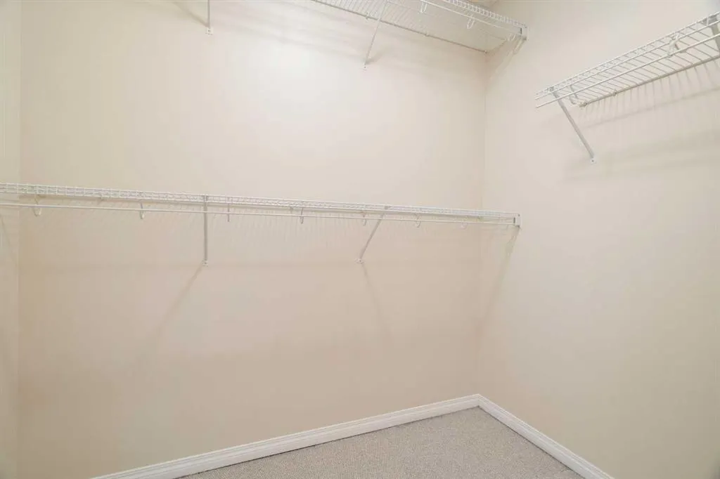 369 Rocky Vista Park NW #422