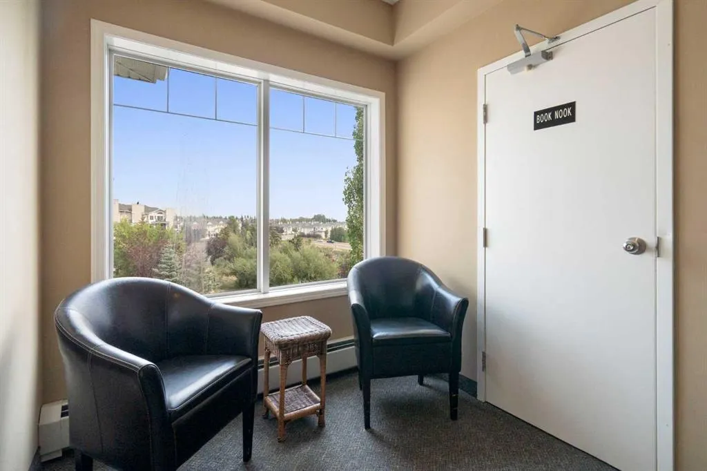 369 Rocky Vista Park NW #422