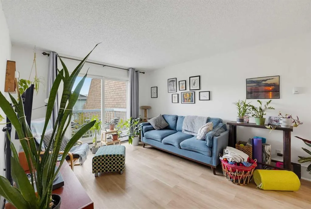 540 18 Avenue SW #405
