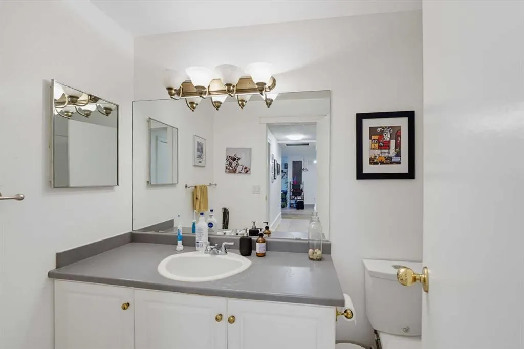 540 18 Avenue SW #405