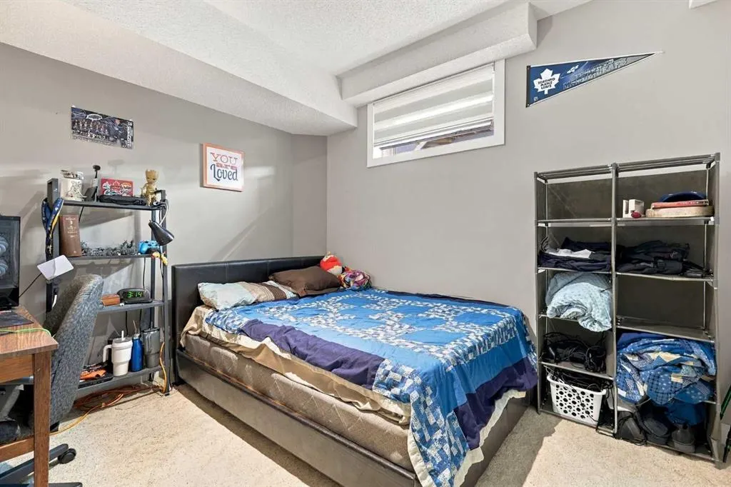 5 Riverview Court