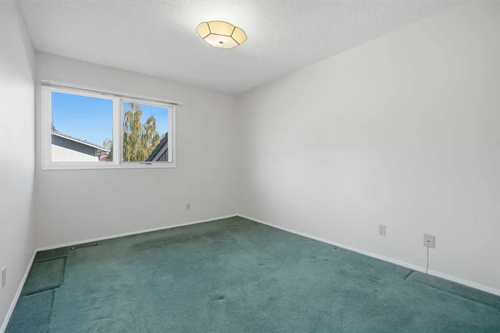 20 Midpark Crescent SE #248