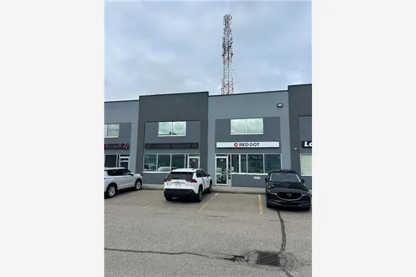 2710 3 Avenue NE #135 & 139