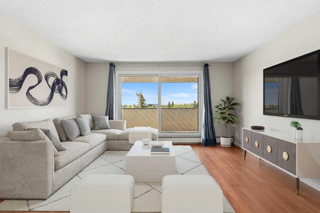 1513 26 Avenue SW #308