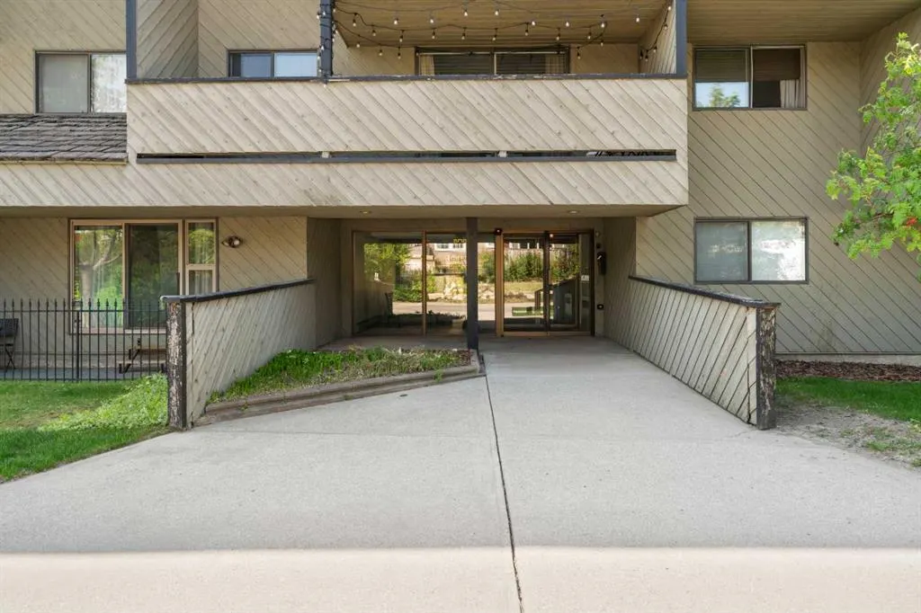 1513 26 Avenue SW #308