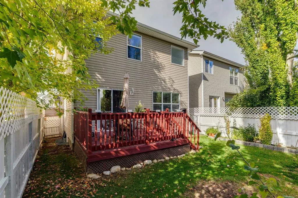 62 Cougar Plateau Way SW