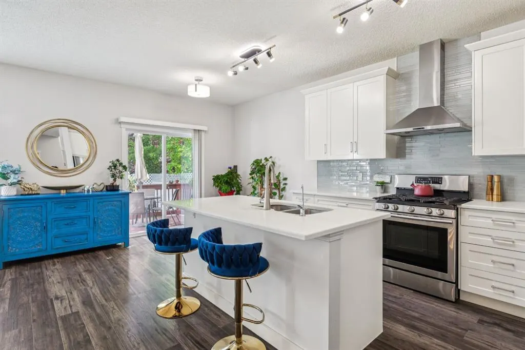 62 Cougar Plateau Way SW