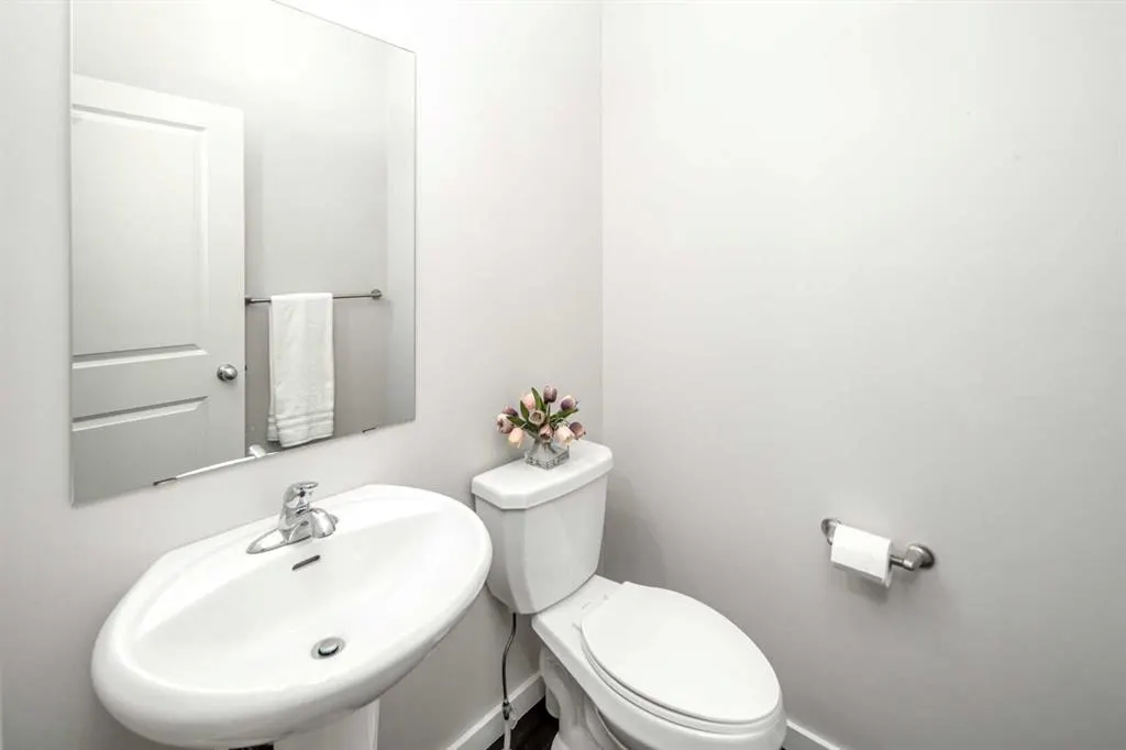 25 Marquis Place SE