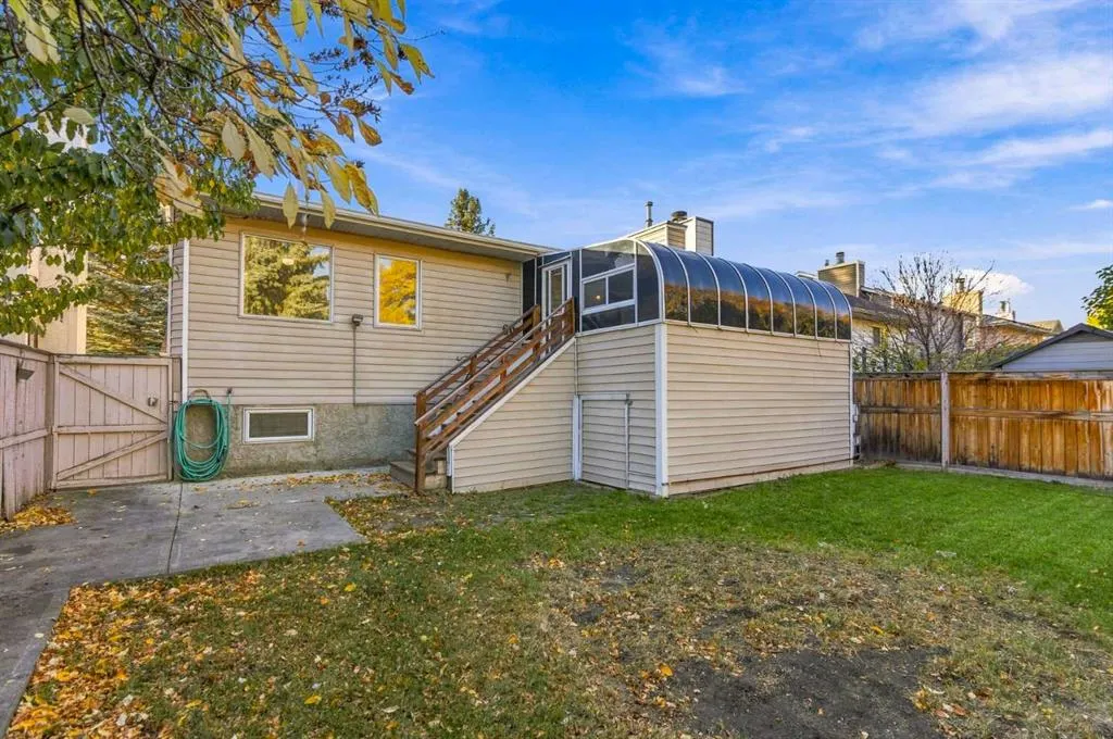 60 Sundown Way SE