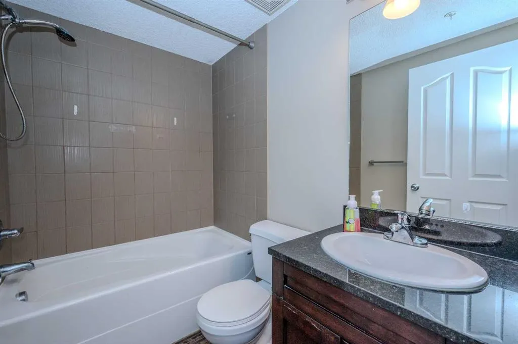355 TARALAKE Way NE #309