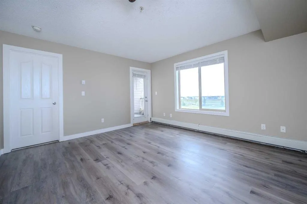 355 TARALAKE Way NE #309