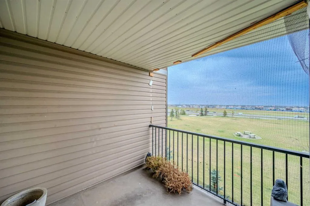 355 TARALAKE Way NE #309