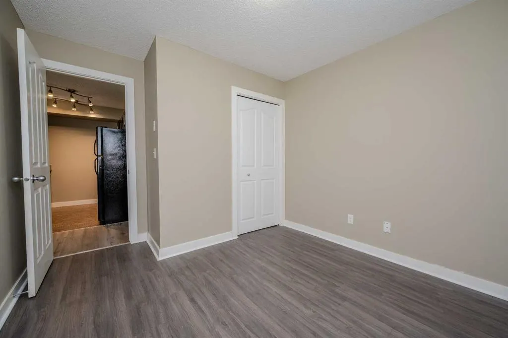 355 TARALAKE Way NE #309