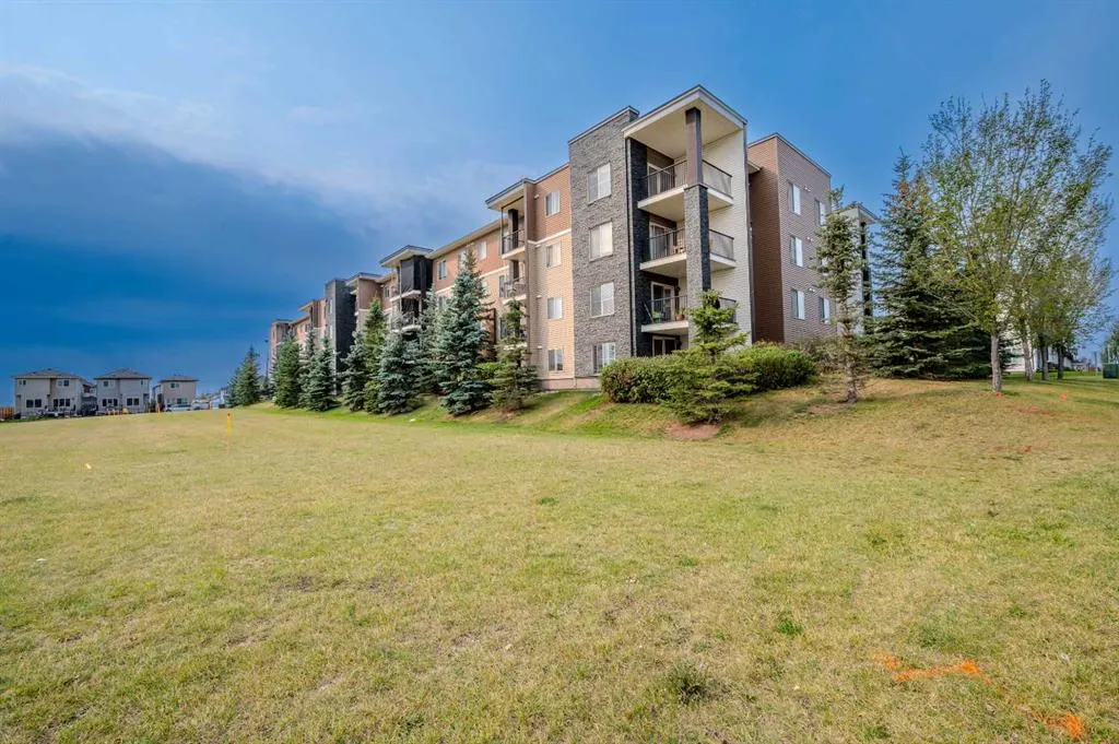 355 TARALAKE Way NE #309