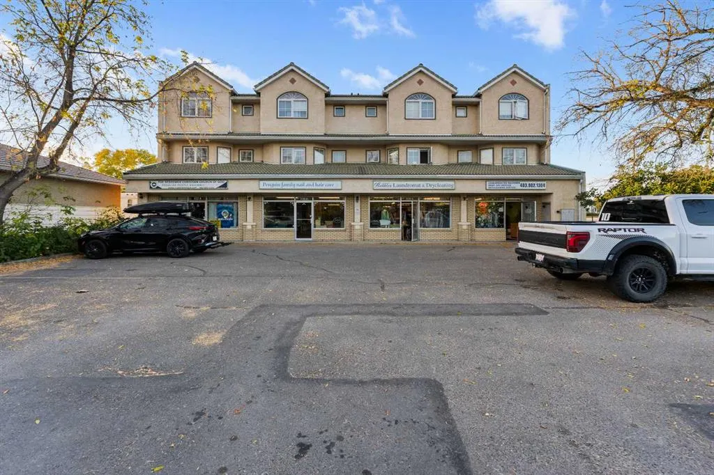 320A 2 Avenue