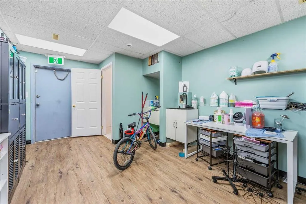 320A 2 Avenue