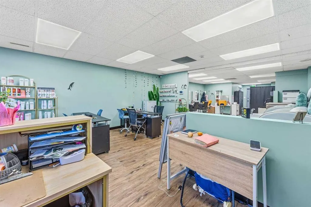 320A 2 Avenue