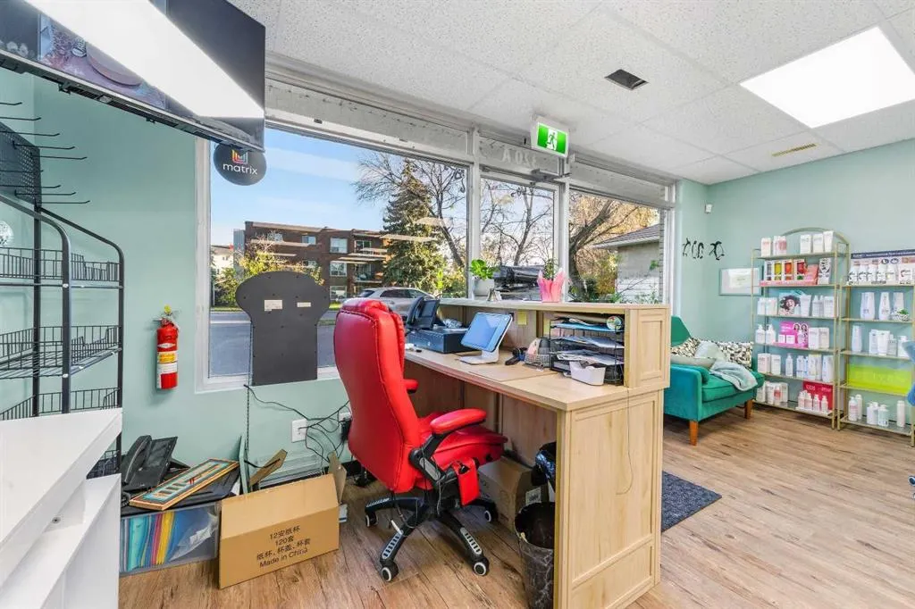 320A 2 Avenue