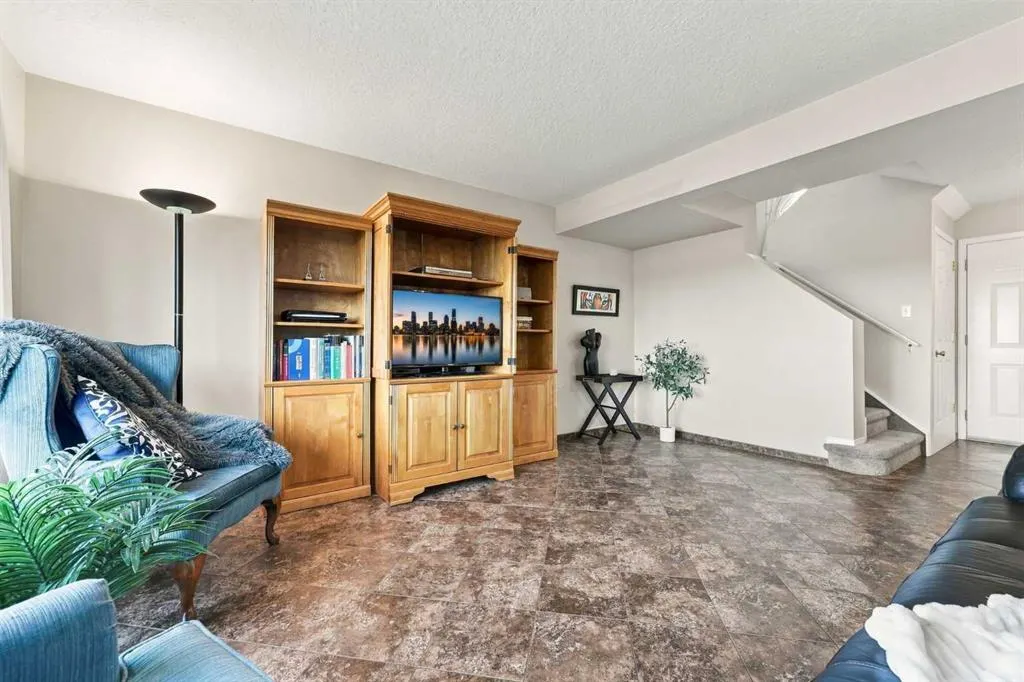 90 Hidden Ranch Terrace NW