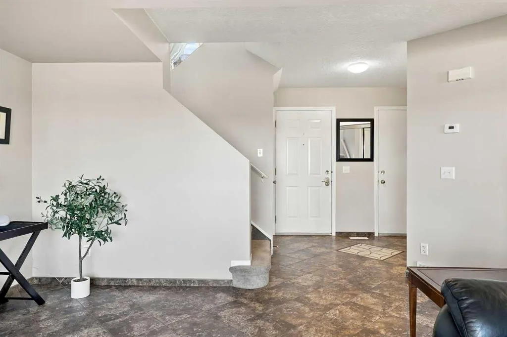 90 Hidden Ranch Terrace NW