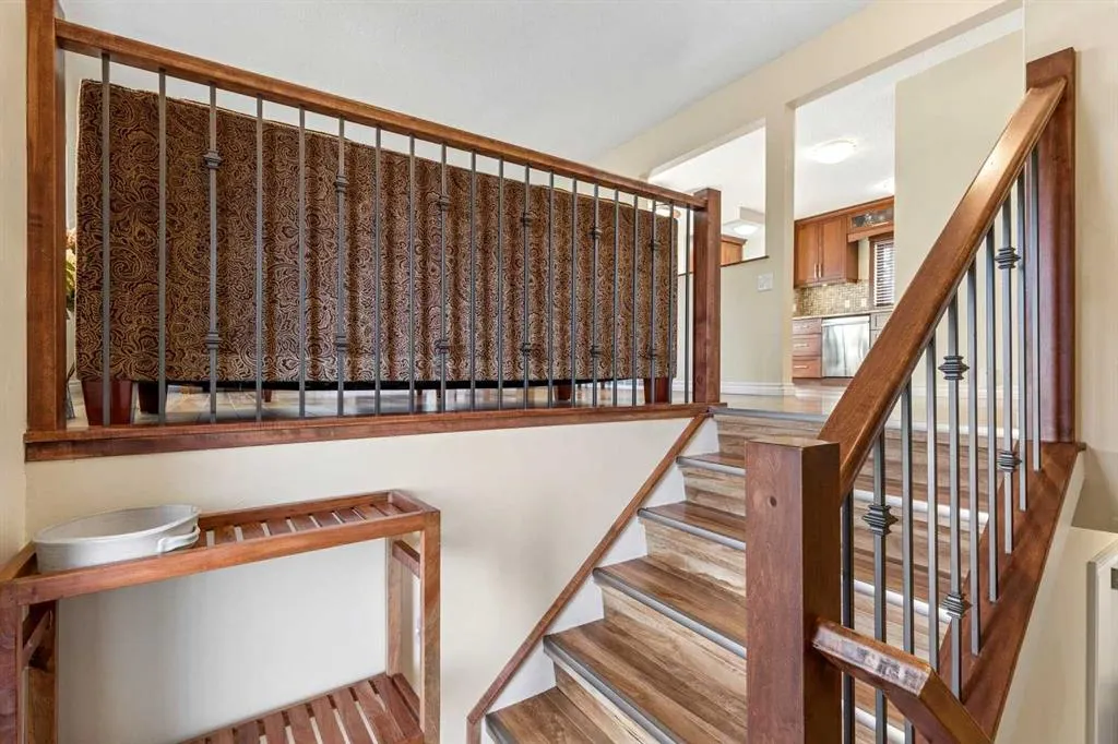 103 Dovercrest Way SE