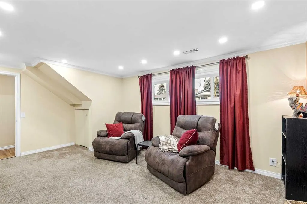 103 Dovercrest Way SE