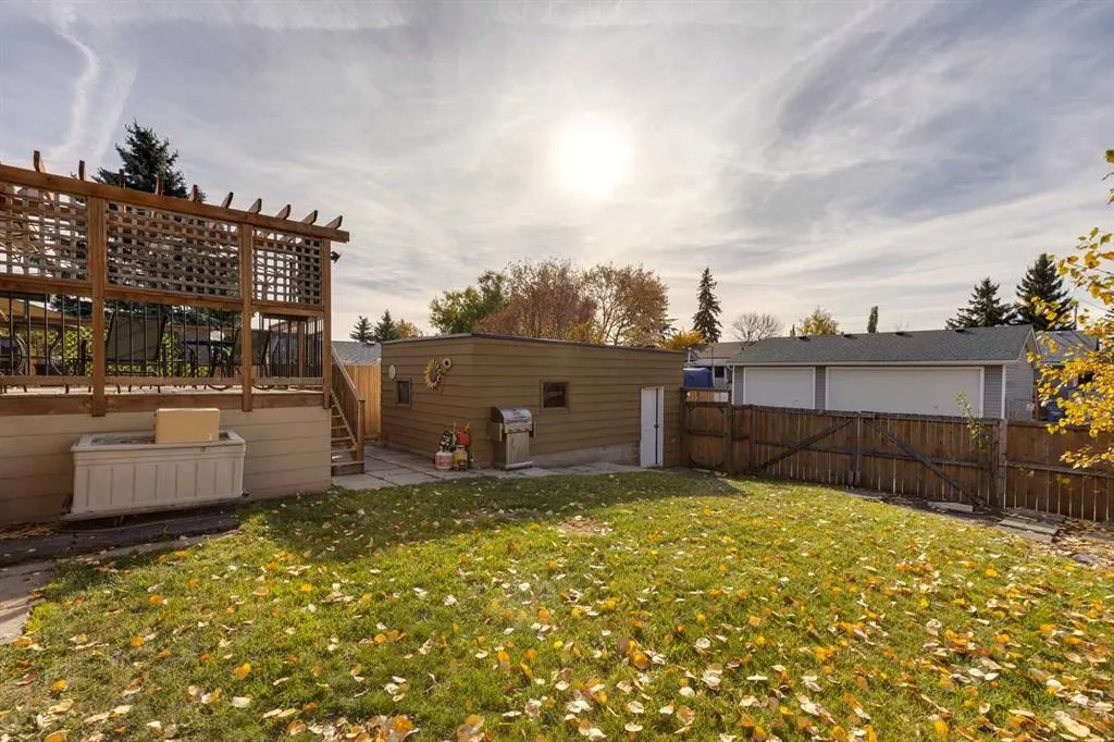103 Dovercrest Way SE