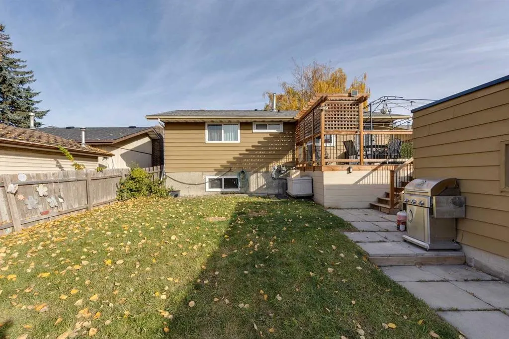 103 Dovercrest Way SE