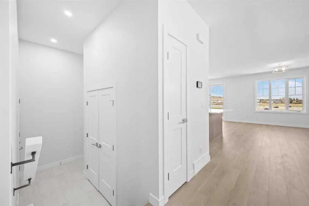 131 Greenwich Drive NW