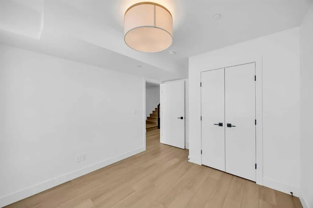 133 Greenwich Common NW