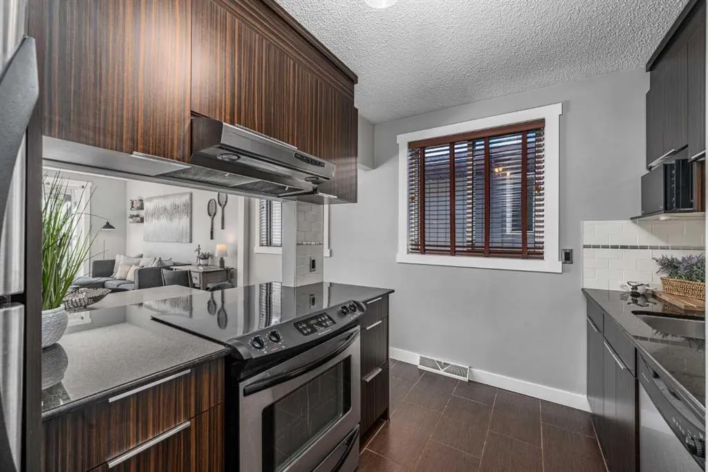 1908 28 Avenue SW #301