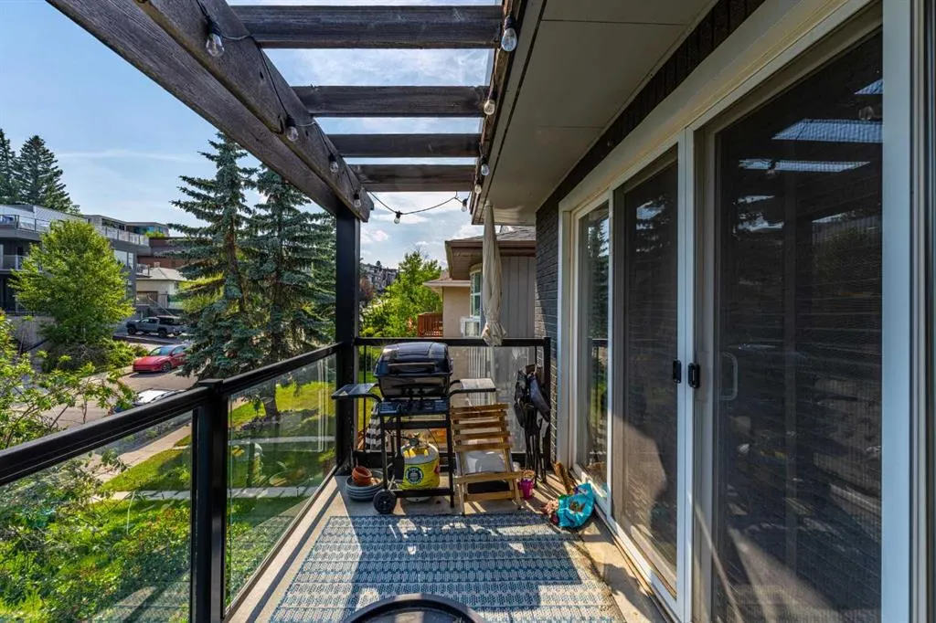 1908 28 Avenue SW #301