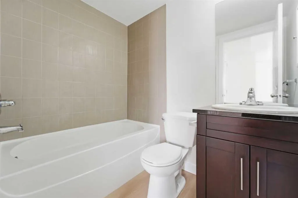 7210 80 Avenue NE #423