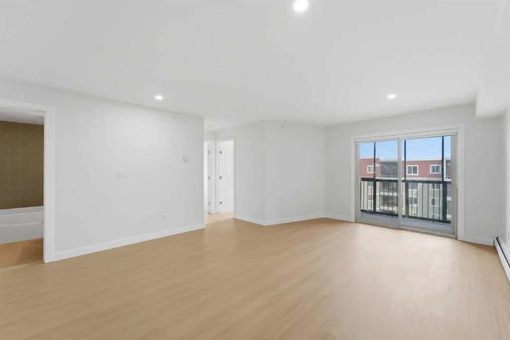 7210 80 Avenue NE #423
