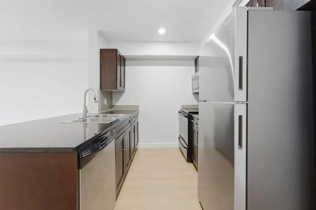 7210 80 Avenue NE #423