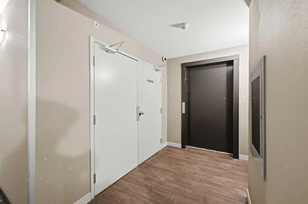 7210 80 Avenue NE #423