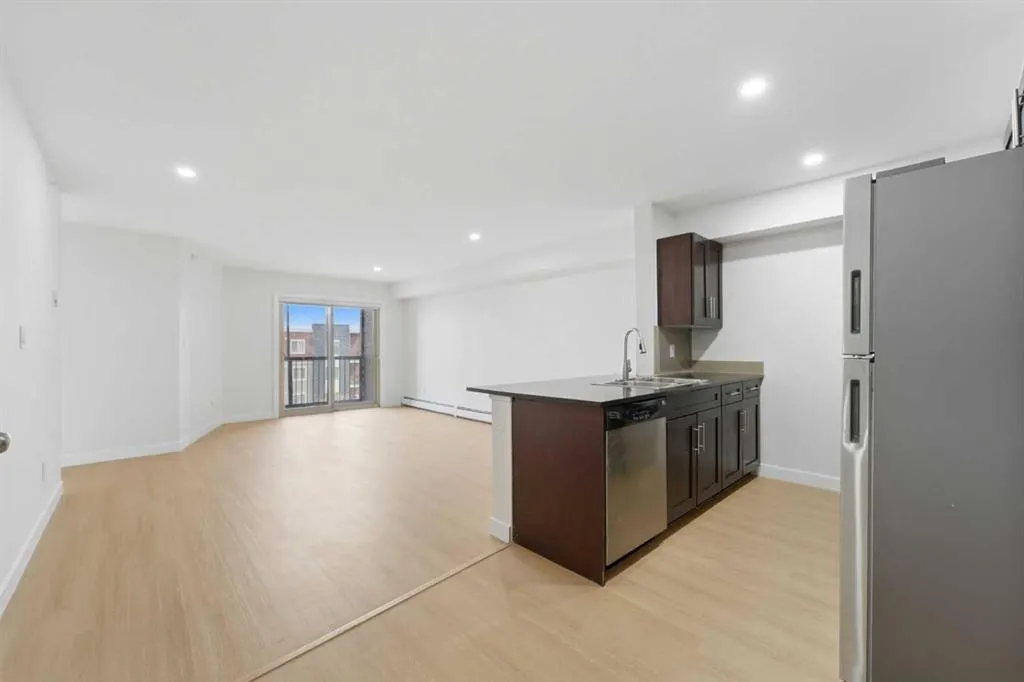 7210 80 Avenue NE #423