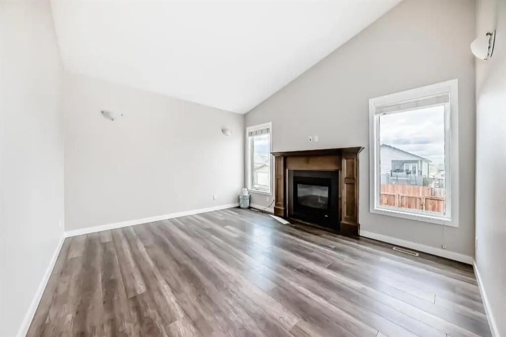 110 CEDAR Square